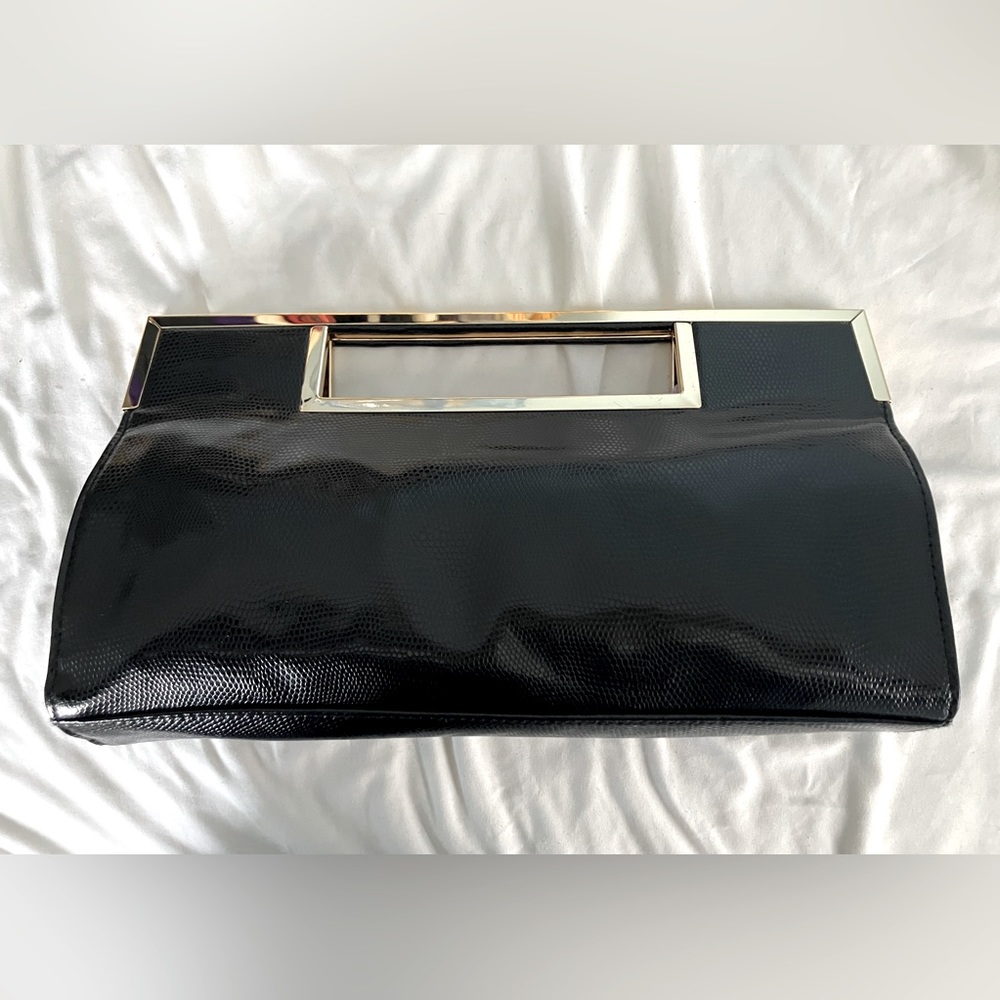 🆕 Joan Rivers glossy Black faux snakeskin clutch w/cheetah print lining & gold